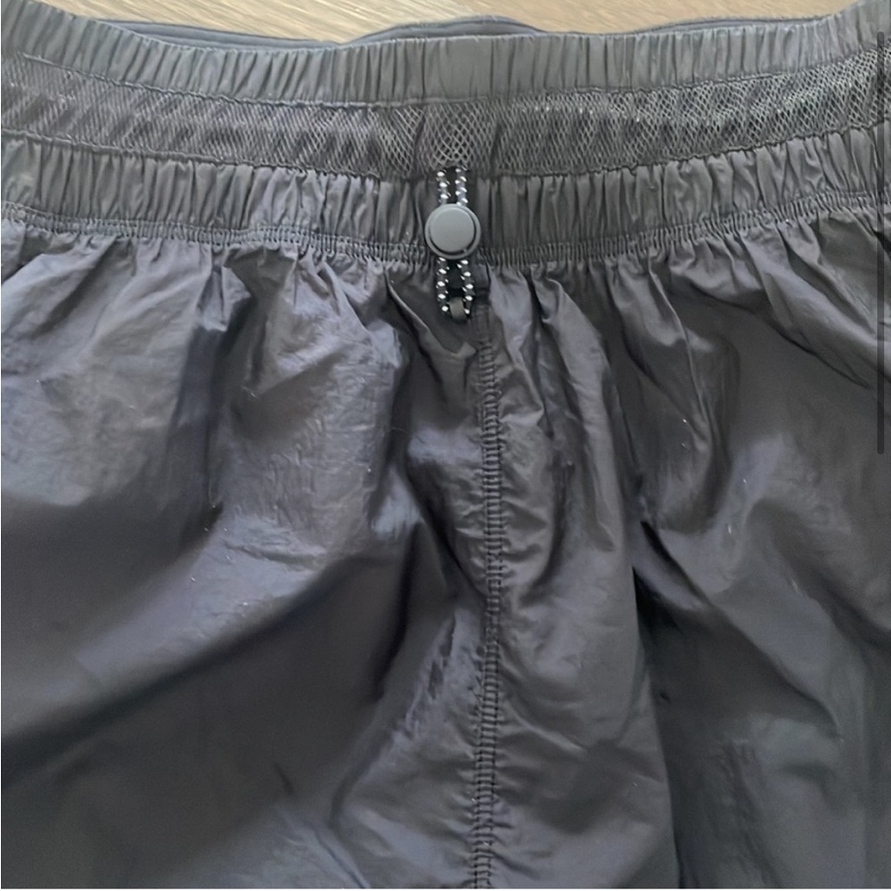 Lululemon Step Out High Rise Short 3" - Picture 3 of 8